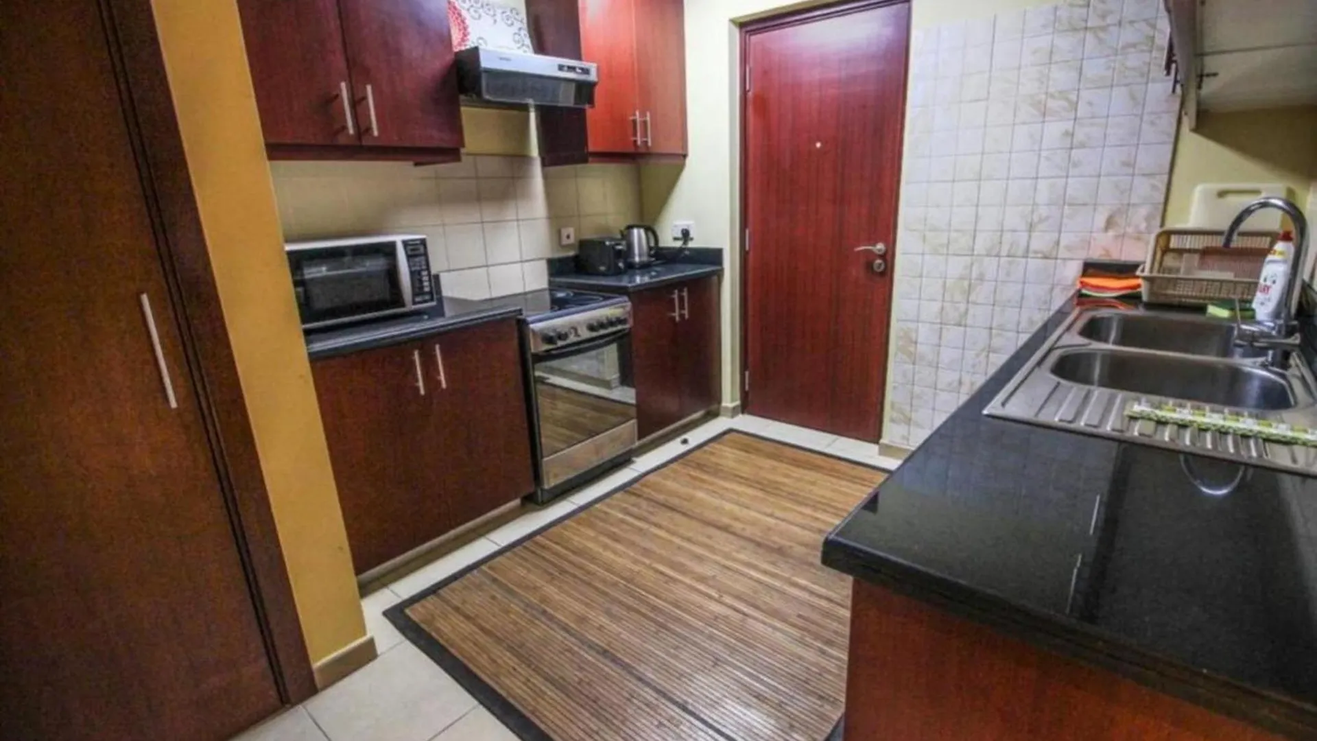 2Br Beach Front Sea View Dubai