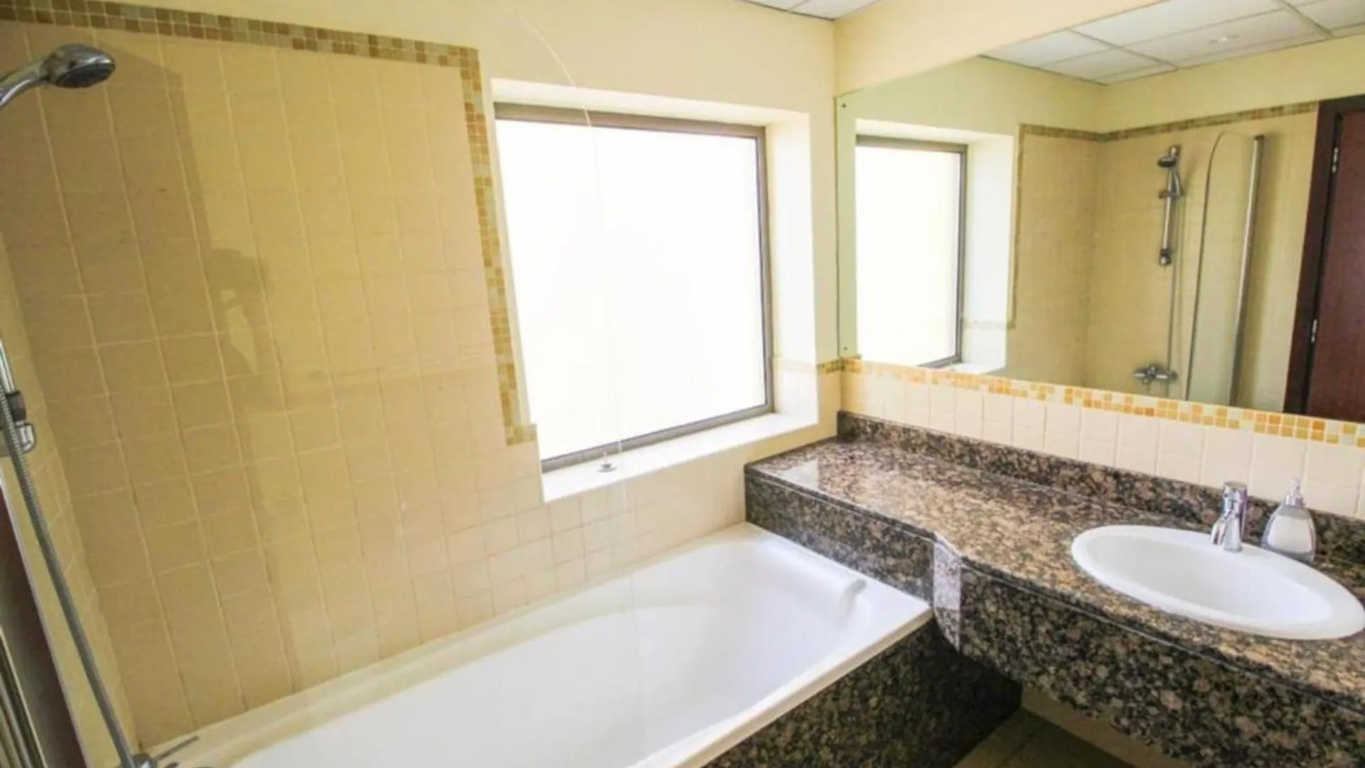 2Br Beach Front Sea View Dubai 0*,  United Arab Emirates